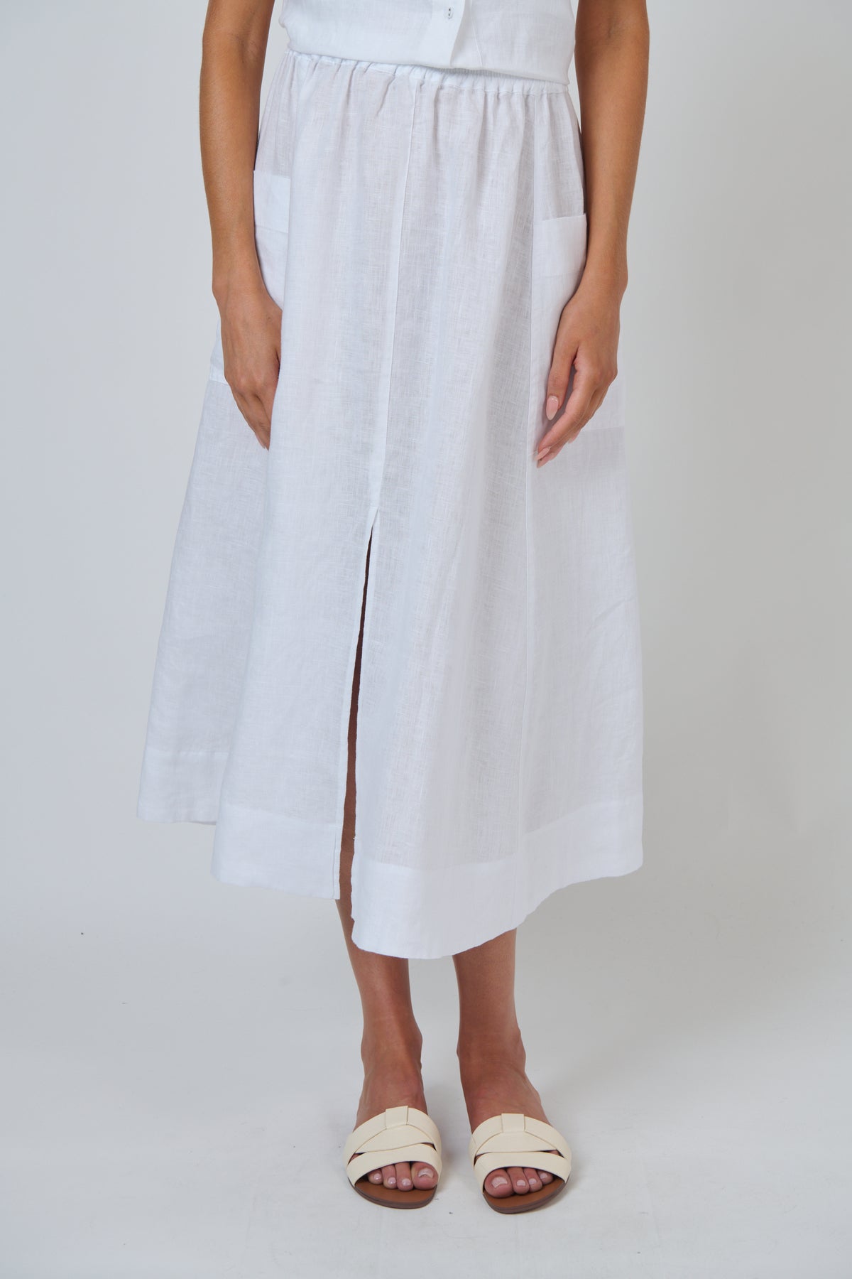 Naturals by O & J Linen Skirt in White GA709