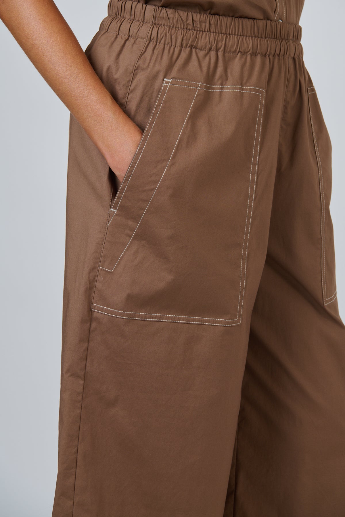 Naturals by O & J Poplin Pants in Cookie GA713