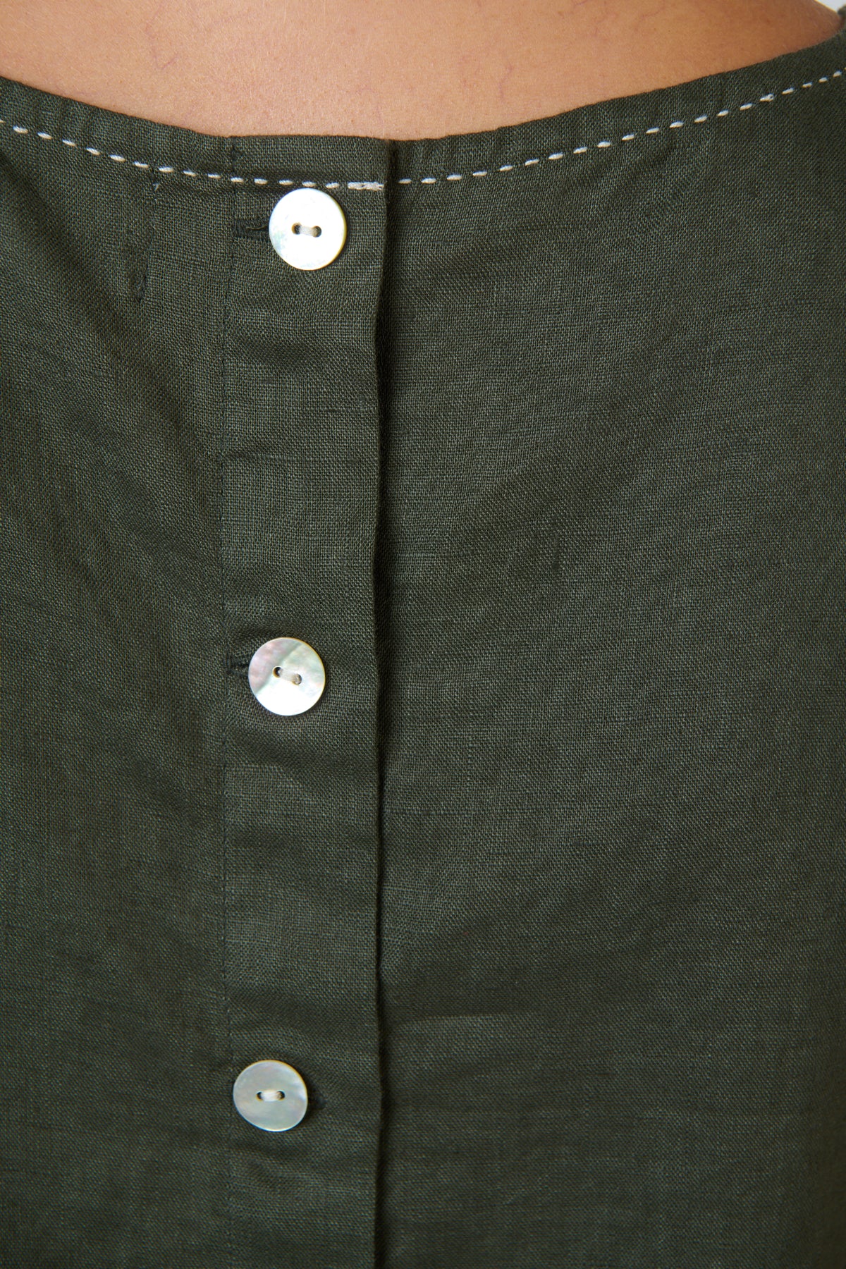 Naturals by O&J Linen Top in Topiary GA716