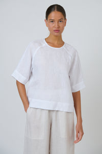 Naturals by O & J Linen Top in White Linen GA721