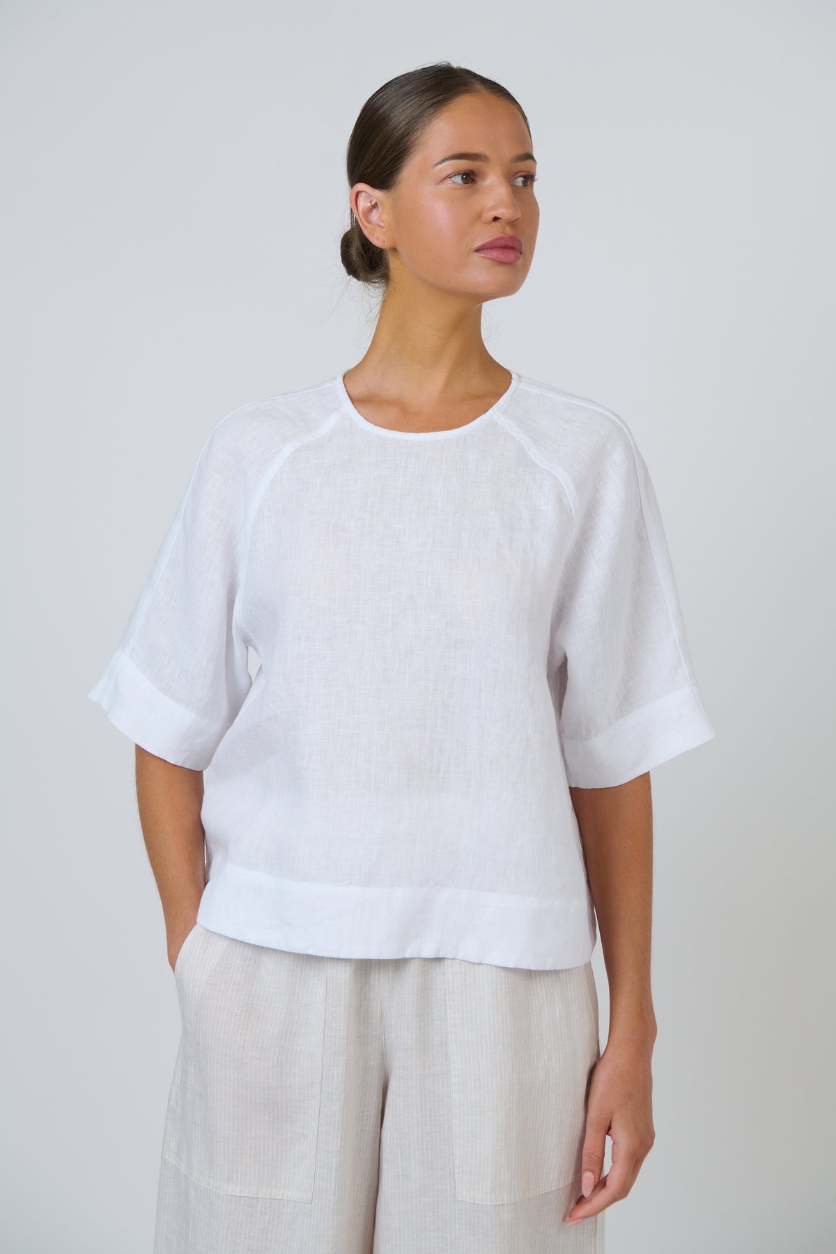 Naturals by O & J Linen Top in White Linen GA721