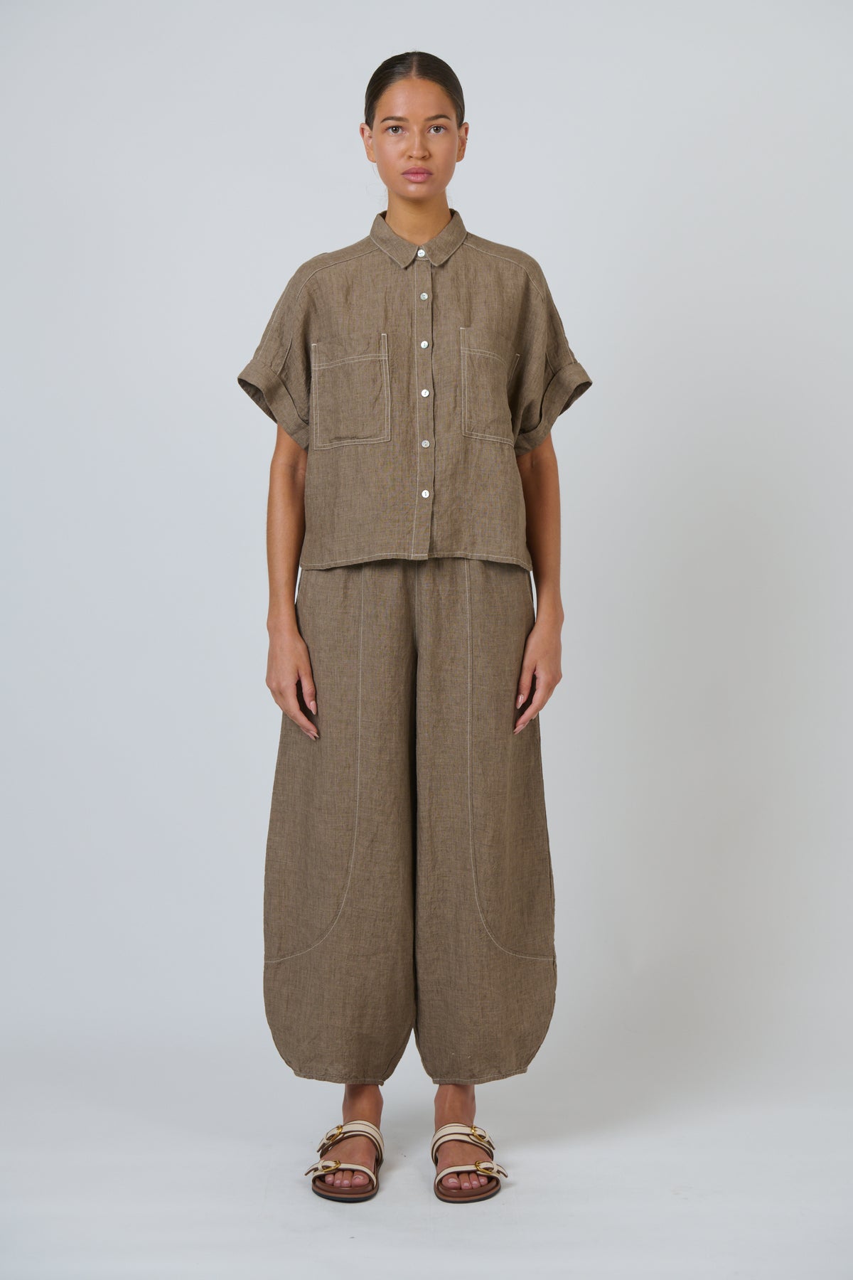 Naturals by O & J Linen Pants in Agate GA714