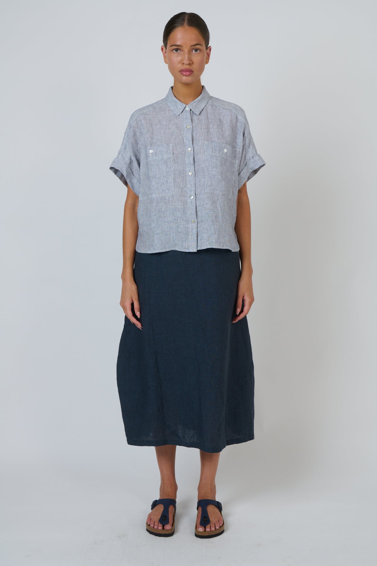 Naturals by O&J Linen Skirt in Gunsmoke GA736