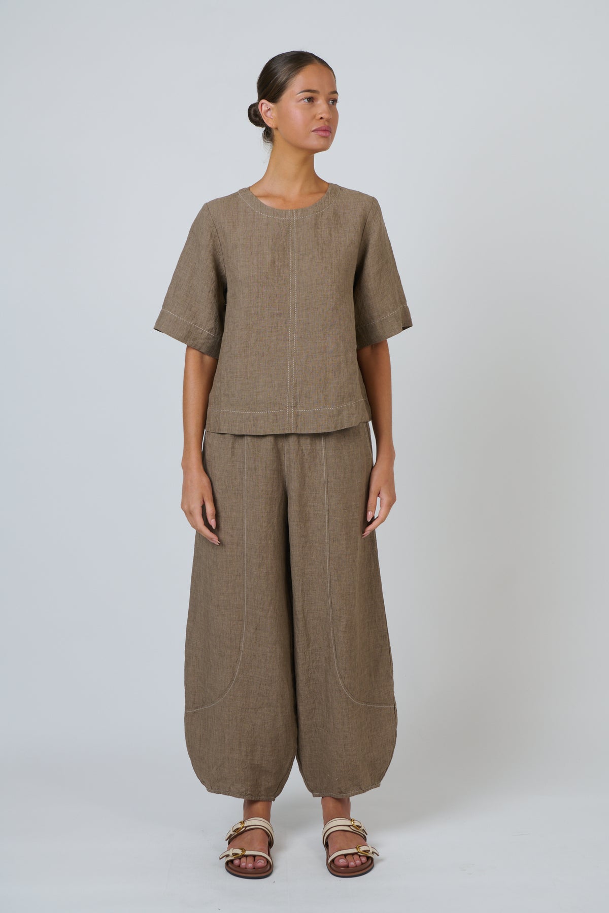 Naturals by O & J Linen Top in Agate GA724A