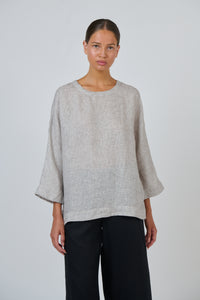 Naturals by O & J Linen Top in Chai GA730