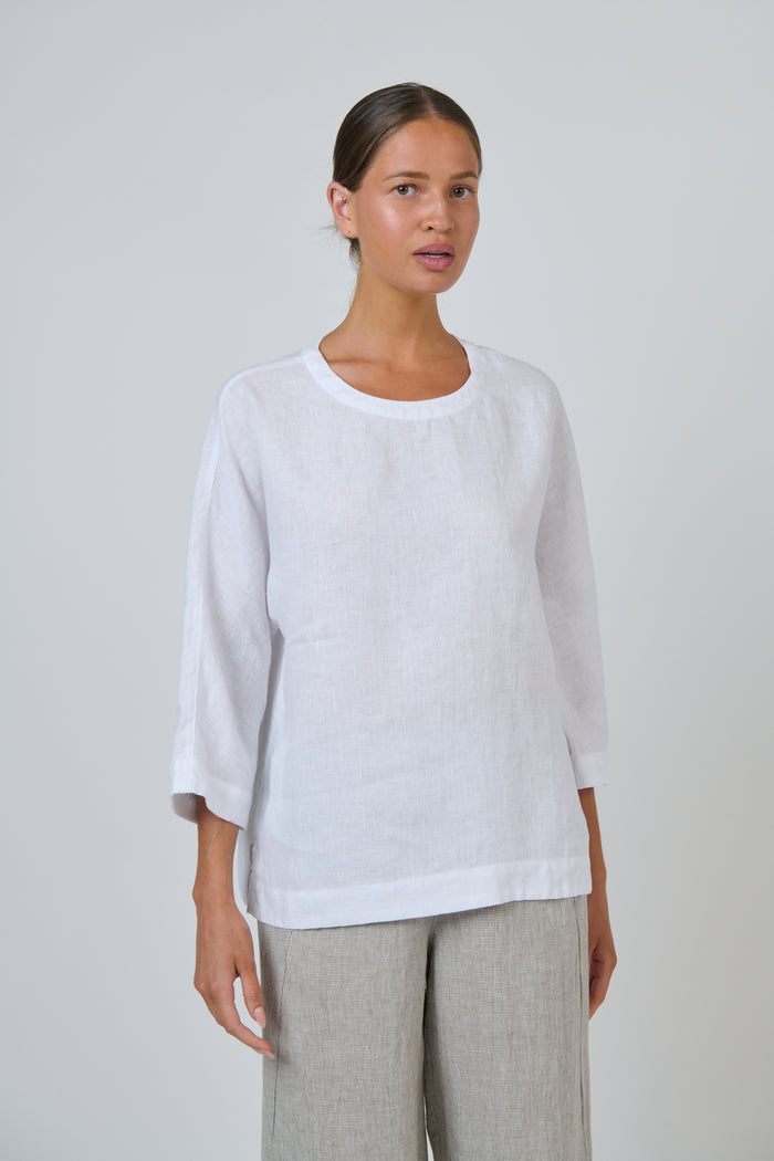 Naturals by O & J Linen Top in White GA730