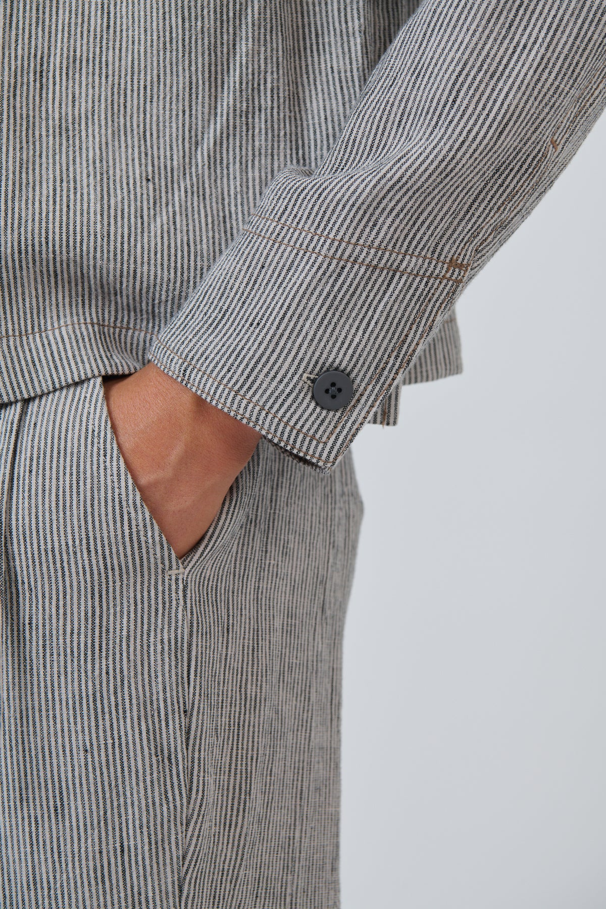 Naturals by O & J Linen Jacket in Rue GA732