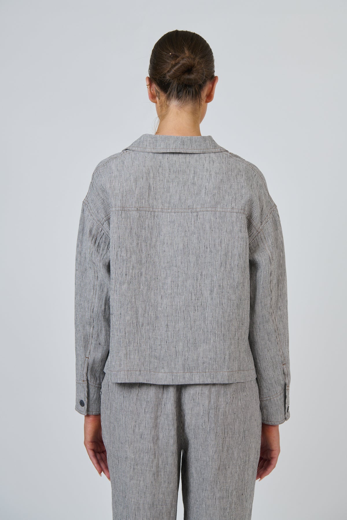 Naturals by O & J Linen Jacket in Rue GA732