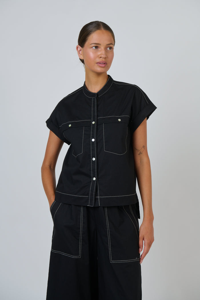 Naturals by O & J Poplin Top in Black GA734