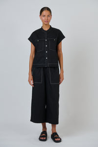 Naturals by O & J Poplin Top in Black GA734