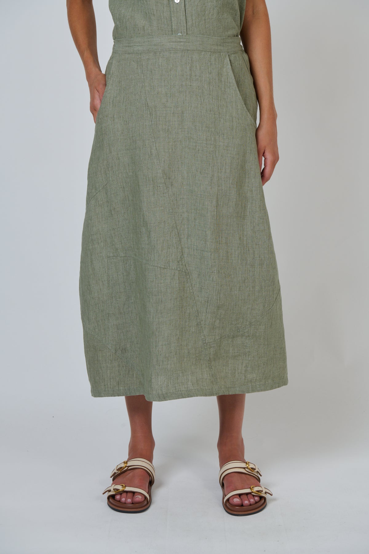 Naturals by O & J Linen Skirt in Artichoke GA736