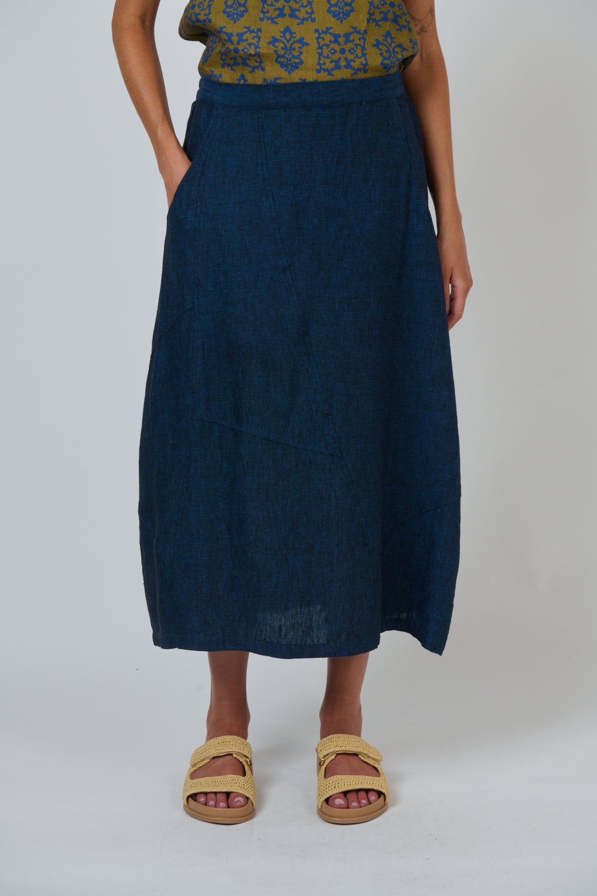 Naturals by O & J Linen Skirt in Eclipse GA736