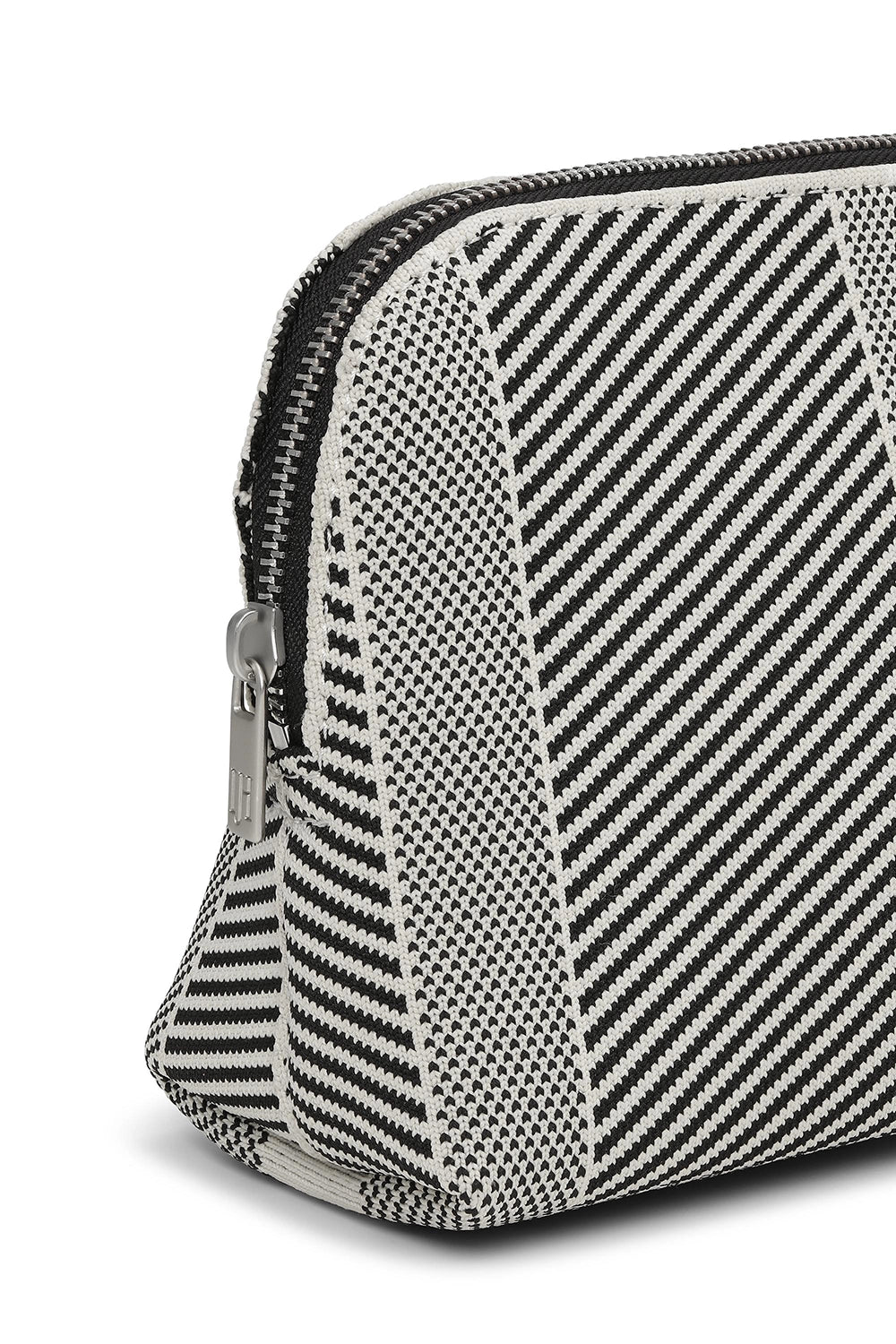 Ilse Jacobsen Knitted Makeup Bag in Black KNITTY02