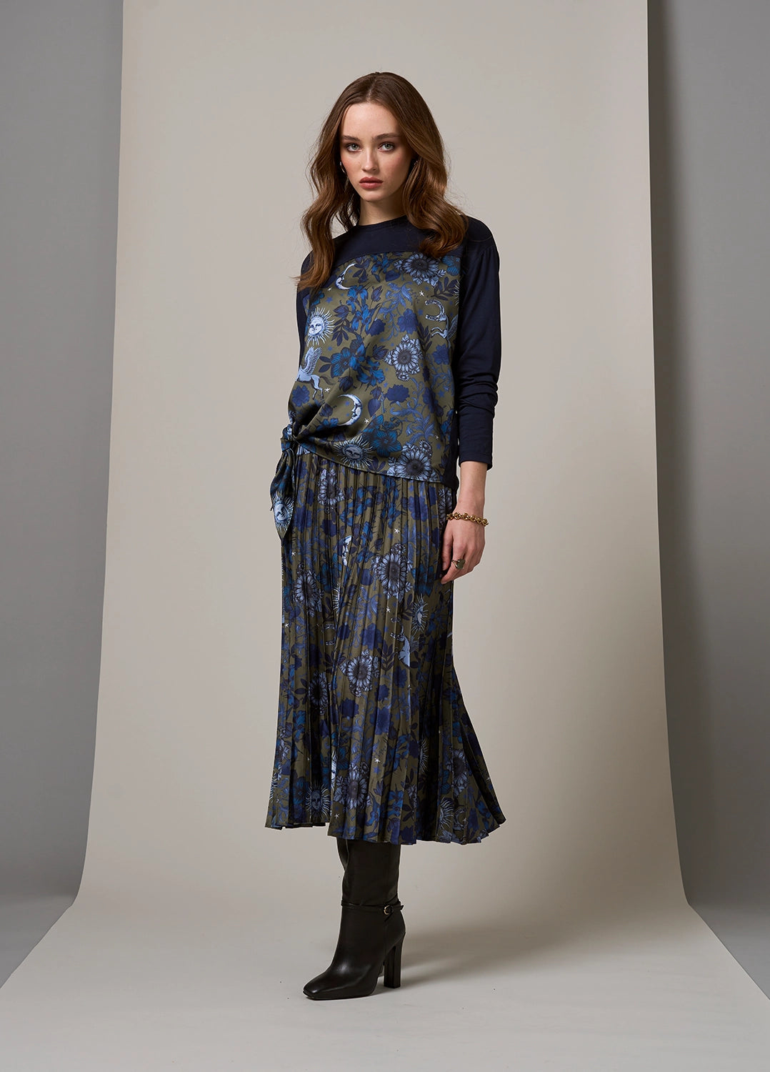 Loobies Story Greenwich Tee in Indigo Multi LS2914
