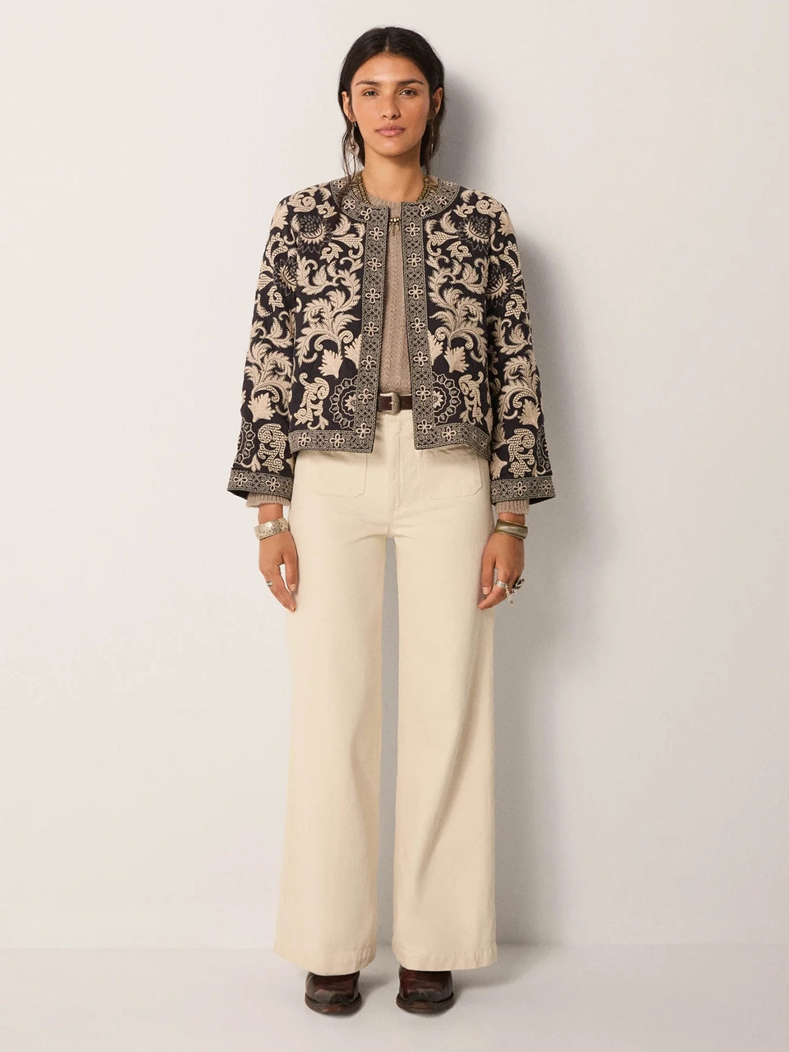 Maison Hotel Balani Jacket in Deep Black