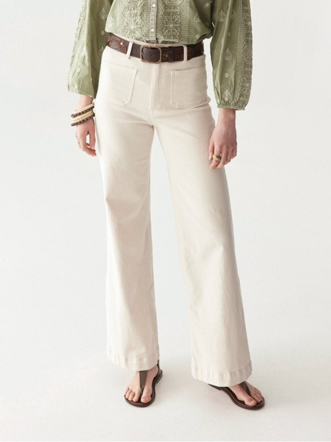 Maison Hotel Edna Pant Heritage in Ecru