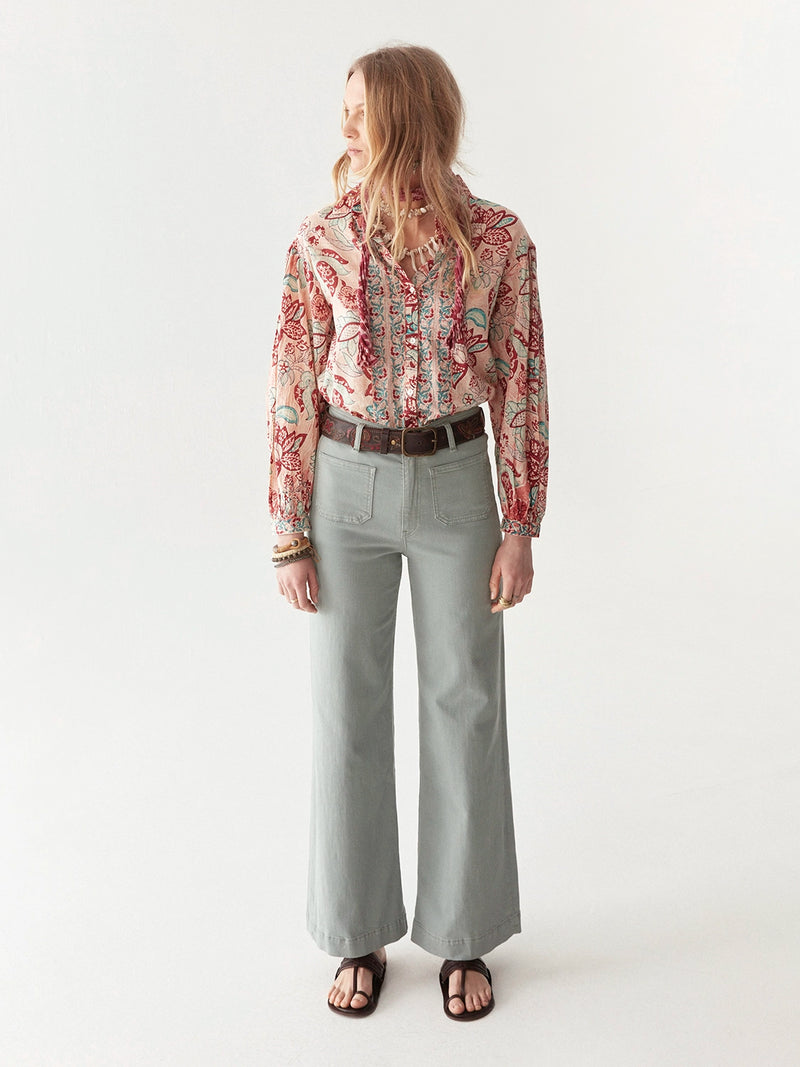 Maison Hotel Edna Pant Heritage in Dark Aqua