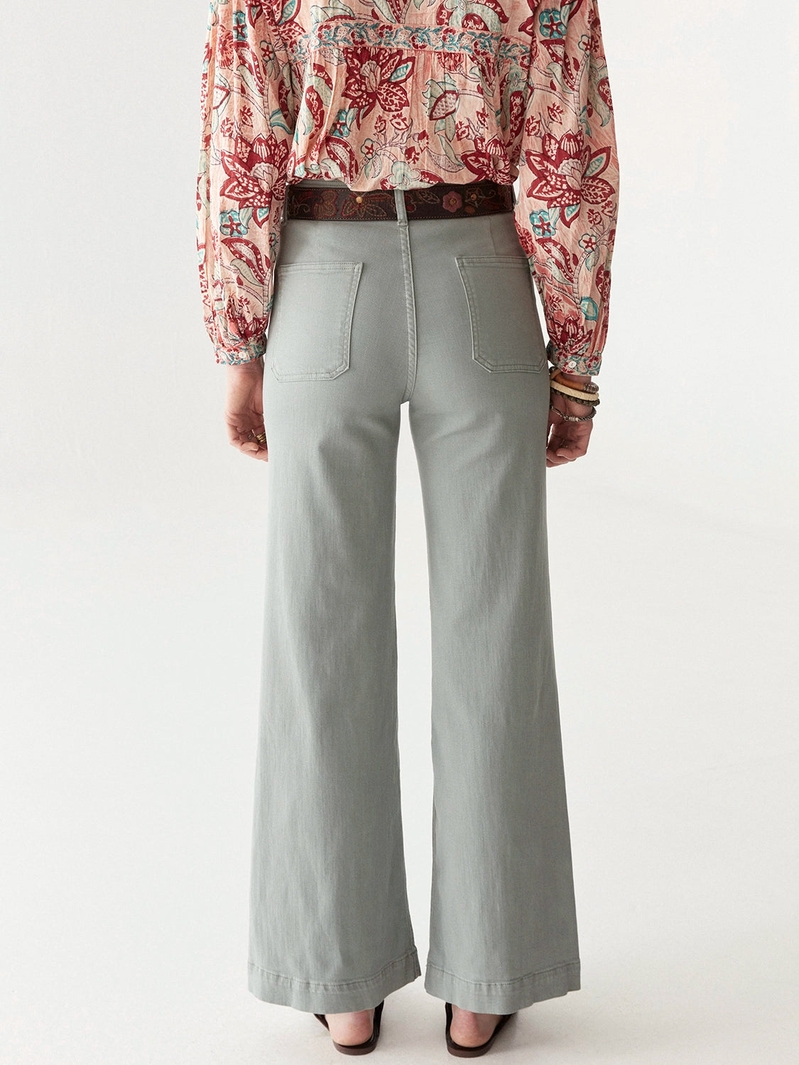 Maison Hotel Edna Pant Heritage in Dark Aqua