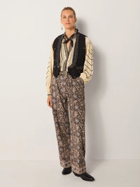 Maison Hotel Ringo Blouse in Ivory