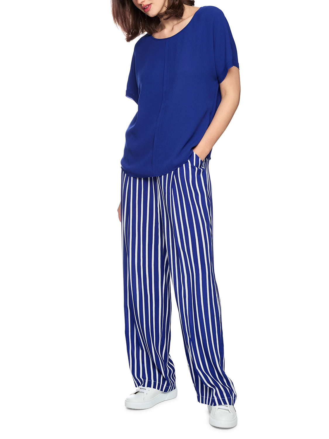 Marc Cain Loose-fitting flowing material blouse in Iolite AA 51.02 W90