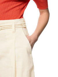 Marc Cain WARANGAL linen blend shorts in Bright Ecru AC 83.04 W70