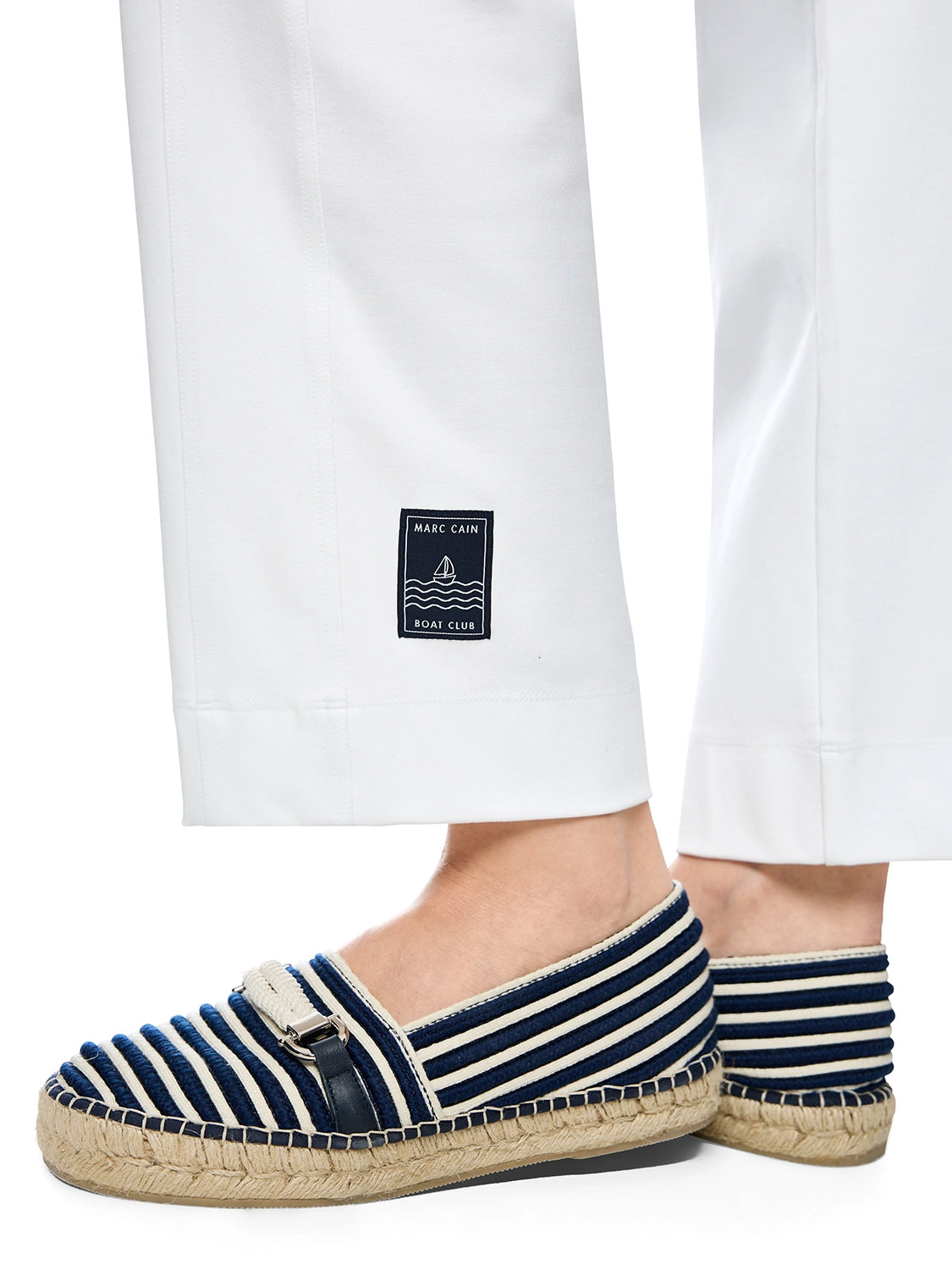 Marc Cain Wide-leg trousers WUXI in White AS 81.65 J66