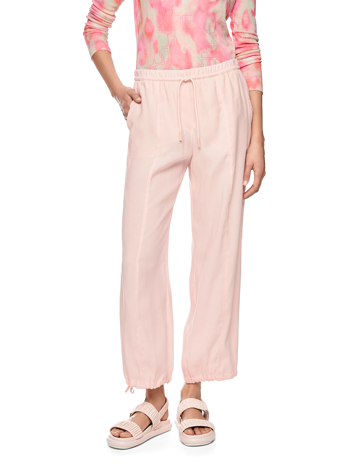 Marc Cain REWARI jogging-style trousers in Rswtr New AS 81.63 W61