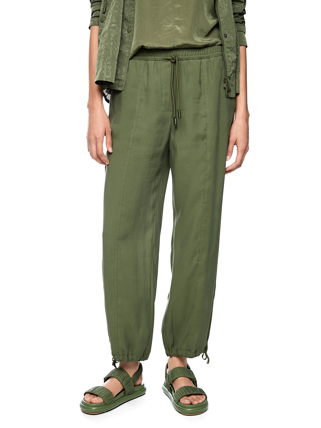 Marc Cain REWARI jogging-style trousers in Olivine AS 81.63 W61