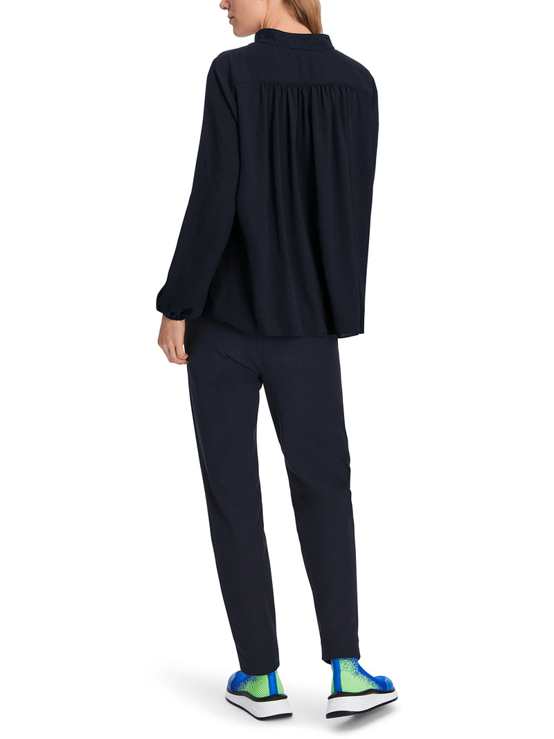 MarcCain Wide blouse with long sleeves XS 51.05 W41