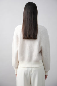 Mia Fratino Frankie Cardi 25918