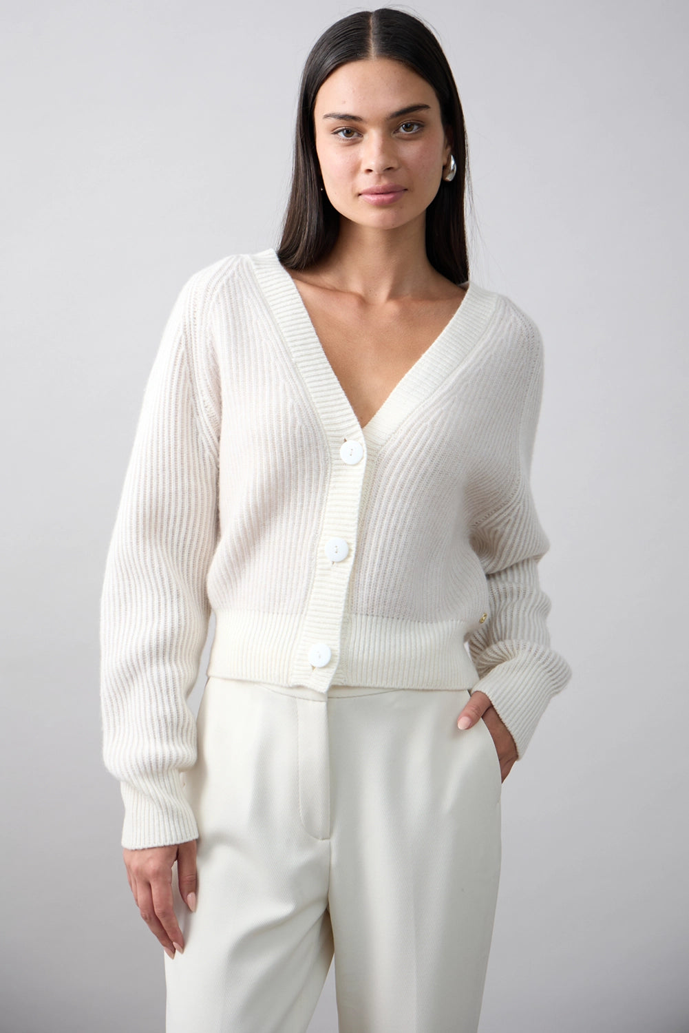 Mia Fratino Frankie Cardi 25918
