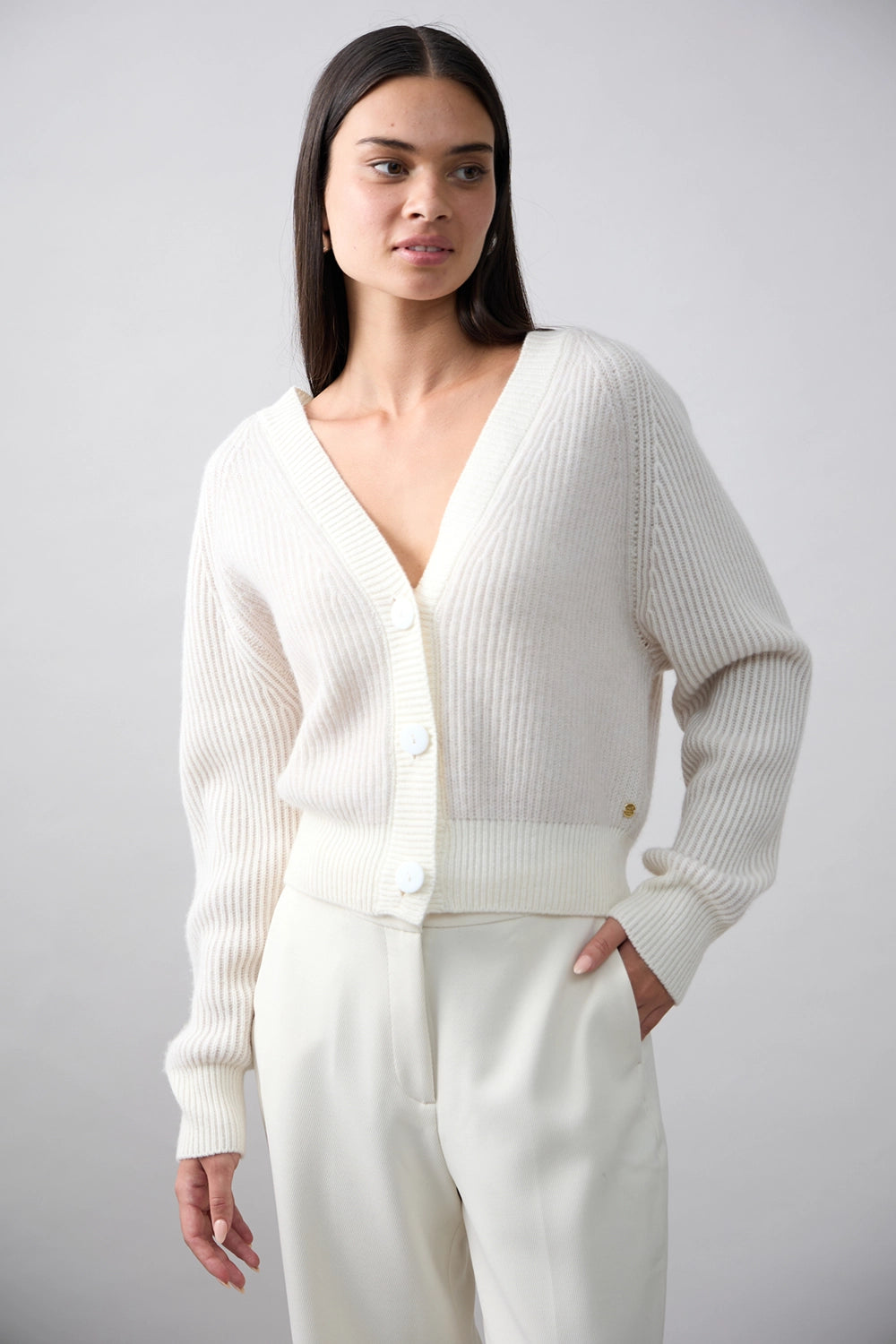 Mia Fratino Frankie Cardi 25918
