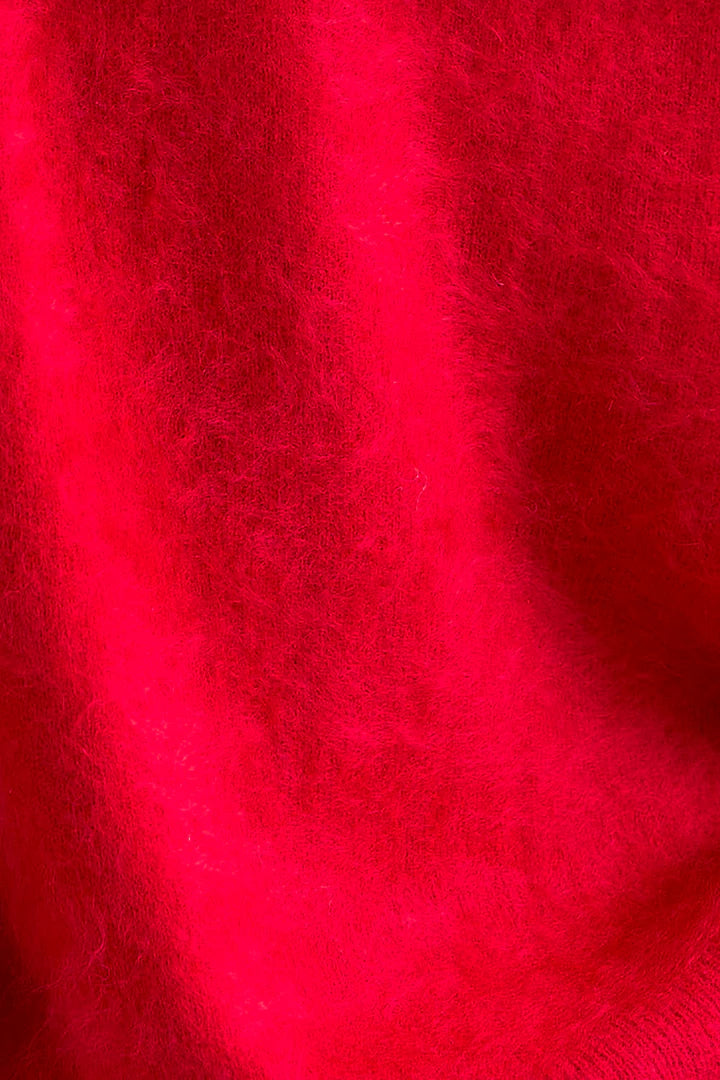 Mia Fratino Sierra Cardi in Scarlet 25902