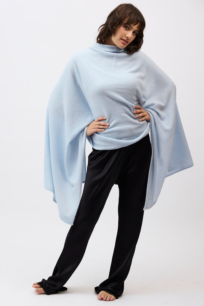 Mia Fratino Travel Wrap in Baby Blue 20507- 416