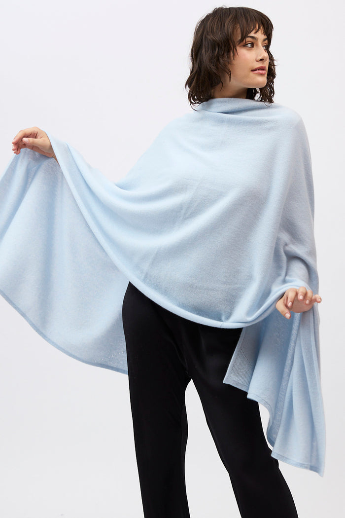 Mia Fratino Travel Wrap in Baby Blue 20507- 416