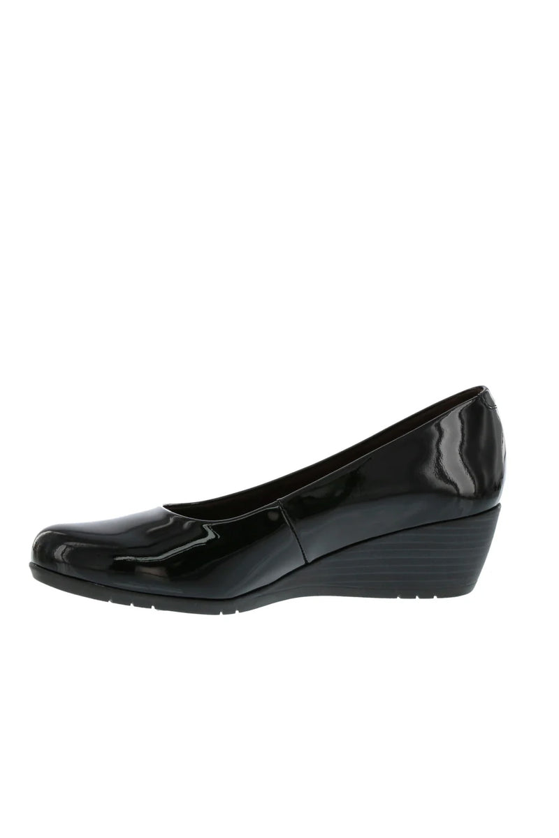 Neo Patent Leather Wedge Shoe in Black 6700