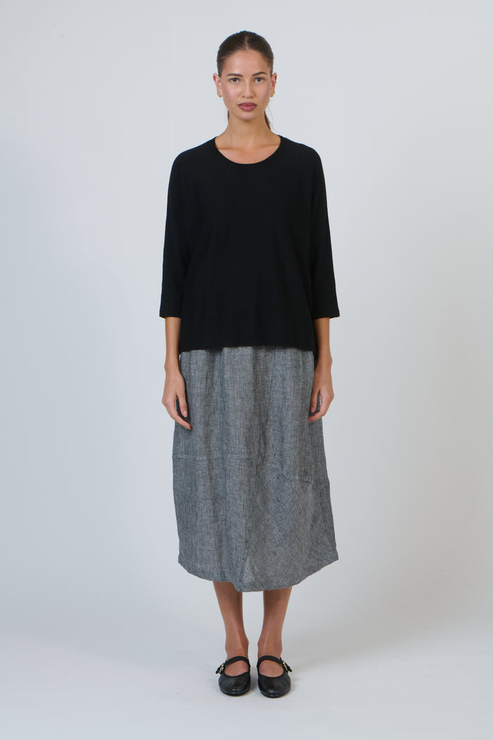 Naturals by O&J Relaxed Crew Neck in Black  OJ-W41