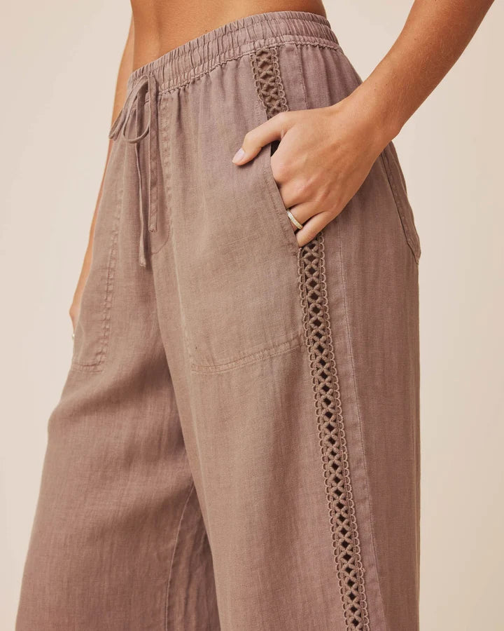 Splendid Stella Linen Trim Pant in Wicker RS6C660