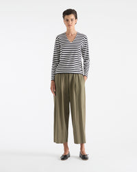 Mela Purdie V Neck Top F530 7785