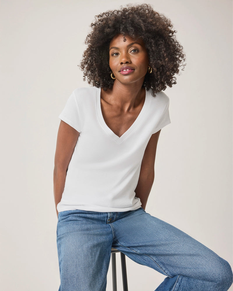 Splendid Faye V Neck Tee in White RS3K460