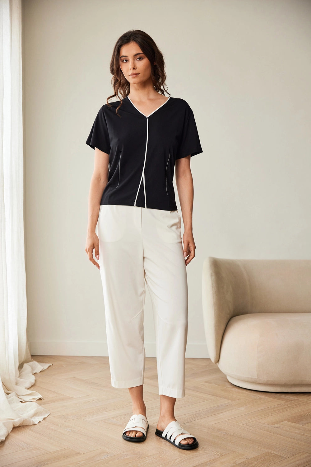 Peruzzi Piped Top in Black/Ecru S26116