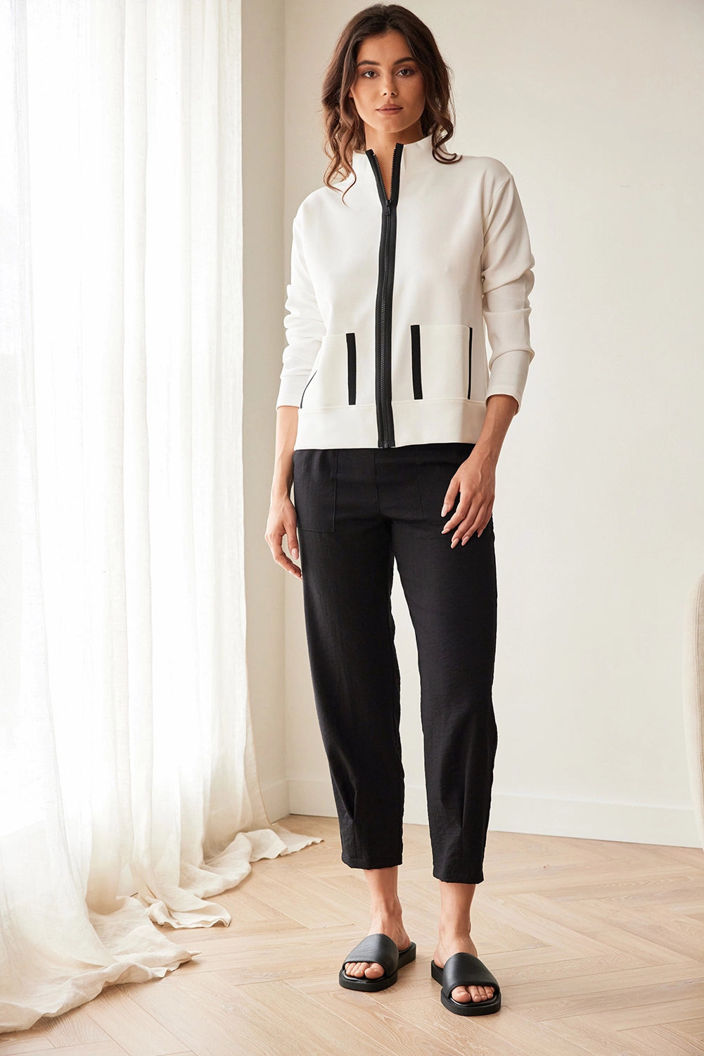Peruzzi Contrast Pocket Jacket in Ecru/Black S26174