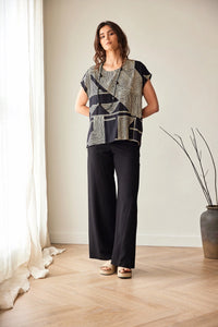 Peruzzi Geo Print Top in Black/Vanilla S26518