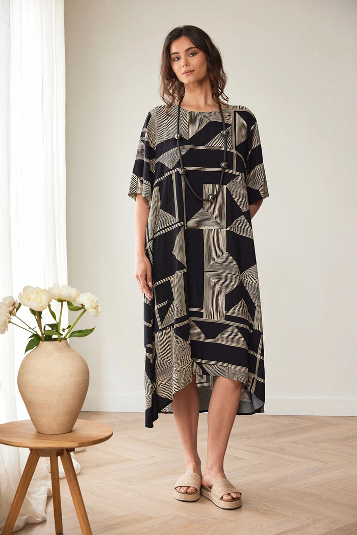 Peruzzi Geo Print Dress in Black/Vanilla S26520
