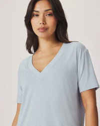 Splendid Kacey Bamboo V Neck SS Tee in Country Air RM4K422