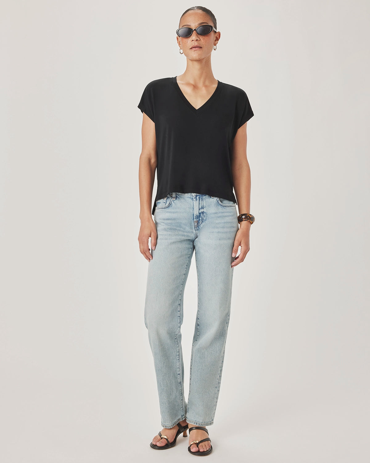 Splendid Amaya V Neck Top in Black RS6K350