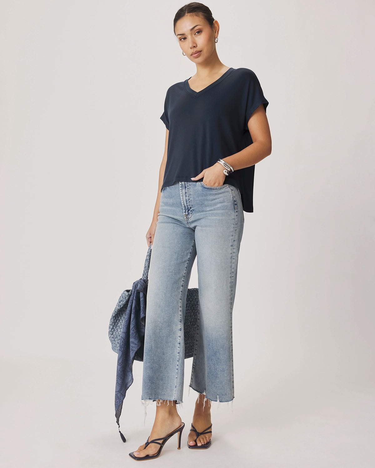 Splendid Amaya V Neck Top in Mood Indigo RS6K350