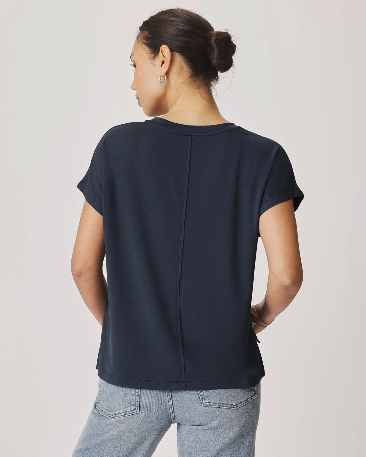 Splendid Amaya V Neck Top in Mood Indigo RS6K350