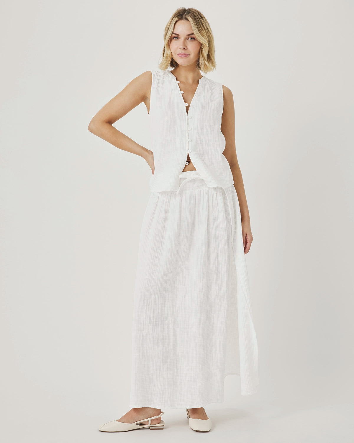 Splendid Ava Gauze Button Tank in White RS6W000