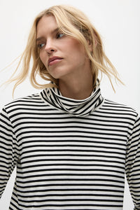 Mela Purdie Turtle Neck Top F531 8663